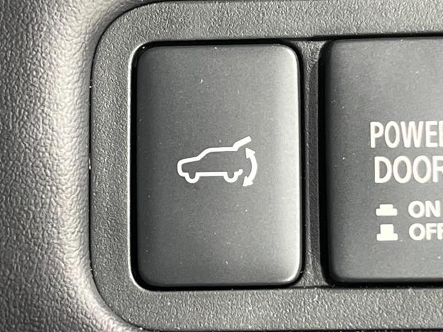 P ディーゼル 4WD 8人乗 両側電動スライドドア 全周囲カメラ レーダークルーズ LEDヘッドライト パワーバックドア 前席シートベンチレーション(3枚目)