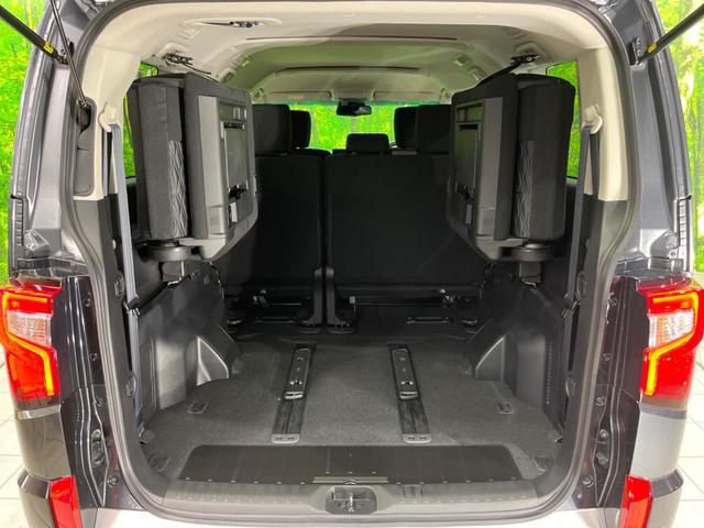 P ディーゼル 4WD 8人乗 両側電動スライドドア 全周囲カメラ レーダークルーズ LEDヘッドライト パワーバックドア 前席シートベンチレーション(14枚目)