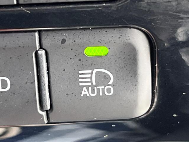 Sセーフティプラス 特別仕様車 禁煙車 純正9型ナビ 衝突軽減 レーダークルーズ Bluetooth接続 フルセグ バックカメラ ETC ドラレコ LEDヘッド オートハイビーム LEDフロントフォグ 純正15インチAW(40枚目)