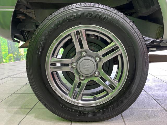 ランドベンチャー 禁煙車 ターボ SDナビ フルセグTV Bluetooth ETC リフトアップ ハーフレザーシート フロントフォグ 純正16インチAW プライバシーガラス 盗難防止装置 DVD再生 電動格納ミラー(32枚目)