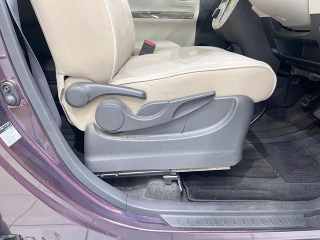 ムーヴキャンバス Ｘリミテッドメイクアップ　ＳＡＩＩ　バックカメラ　衝突被害軽減システム　禁煙車　オートライト　オートエアコン　Ｂｌｕｅｔｏｏｔｈ　ＣＤ　ＤＶＤ再生（31枚目）