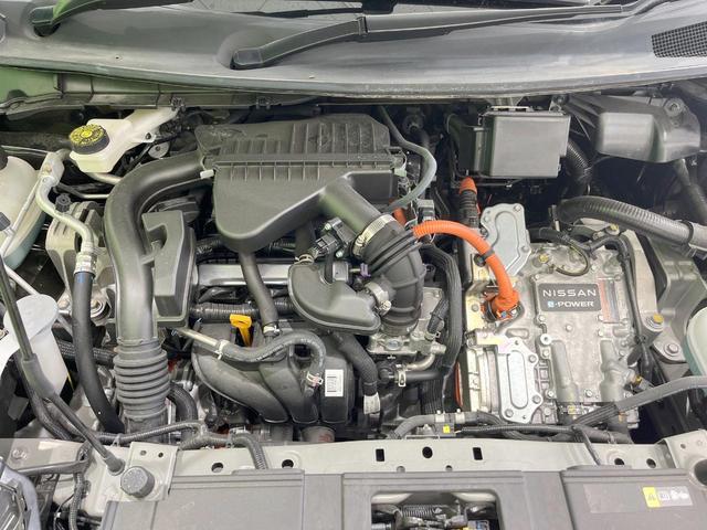 ノート Ｘ　ナビ　バックカメラ　衝突軽減装置　禁煙車　ドライブレコーダー　クリアランスソナー　スマートキー　ＥＴＣ　車線逸脱警報　オートライト　オートエアコン　Ｂｌｕｅｔｏｏｔｈ再生　ステアリングスイッチ（18枚目）