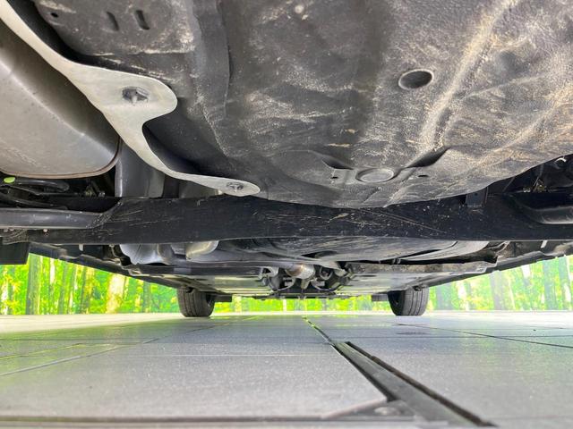 ノート Ｘ　ナビ　バックカメラ　衝突軽減装置　禁煙車　ドライブレコーダー　クリアランスソナー　スマートキー　ＥＴＣ　車線逸脱警報　オートライト　オートエアコン　Ｂｌｕｅｔｏｏｔｈ再生　ステアリングスイッチ（19枚目）