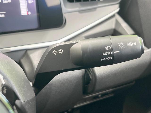ノート Ｘ　ナビ　バックカメラ　衝突軽減装置　禁煙車　ドライブレコーダー　クリアランスソナー　スマートキー　ＥＴＣ　車線逸脱警報　オートライト　オートエアコン　Ｂｌｕｅｔｏｏｔｈ再生　ステアリングスイッチ（38枚目）