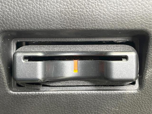スイフトスポーツ ベースグレード　ＭＴ車　ナビ　バックカメラ　スマートキー　ＬＥＤヘッド　ＥＴＣ　オートライト　オートエアコン　純正１７インチアルミ　ＣＤ／ＤＶＤ再生　地デジ（38枚目）