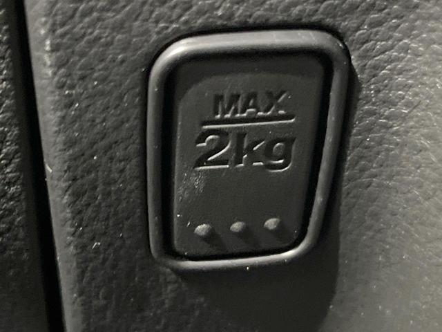 スペーシア ハイブリッドＸ　両側電動スライドドア　衝突被害軽減　禁煙車　シートヒーター　コーナーセンサー　スマートキー　車線逸脱警報　オートライト　オートエアコン　Ｂｌｕｅｔｏｏｔｈ　ＣＤ／ＤＶＤ再生（35枚目）