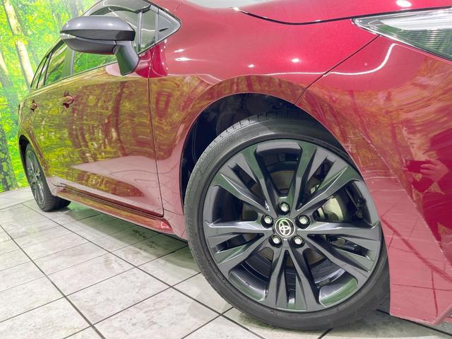カローラツーリング ダブルバイビー　純正１０．５型ディスプレイオーディオ　バックカメラ　衝突被害軽減システム　レーダークルーズ　禁煙車　ハーフレザーシート　コーナーセンサー　スマートキー　ＬＥＤヘッド　ＥＴＣ２．０　オートハイビーム（13枚目）