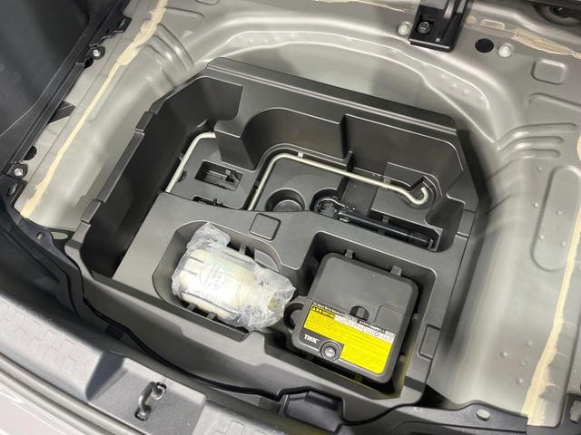 アクア Ｓ　純正ナビ　禁煙　ＥＴＣ　オートエアコン　ＣＤ／ＤＶＤ再生　プライバシーガラス　キーレス　電動格納ミラー（47枚目）
