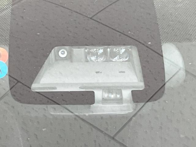 アクア Ｇ　純正ＳＤナビ　バックカメラ　衝突被害軽減システム　禁煙車　ドラレコ　コーナーセンサー　スマートキー　ＬＥＤヘッド　ビルトインＥＴＣ　クルコン　オートハイビーム　オートライト　オートエアコン（5枚目）