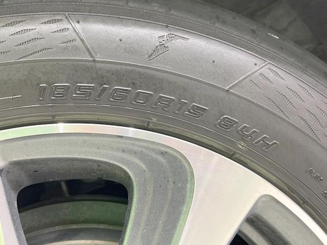 アクア Ｇ　純正ＳＤナビ　バックカメラ　衝突被害軽減システム　禁煙車　ドラレコ　コーナーセンサー　スマートキー　ＬＥＤヘッド　ビルトインＥＴＣ　クルコン　オートハイビーム　オートライト　オートエアコン（30枚目）