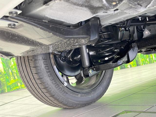 ヴェゼル ｅ：ＨＥＶ　Ｚ　登録済未使用車　純正ナビ　バックカメラ　衝突被害軽減システム　レーダークルーズ　電動リアゲート　ハーフレザーシート　スマートキー　ＬＥＤヘッド　ＥＴＣ２．０　車線逸脱警報　オートライト（20枚目）
