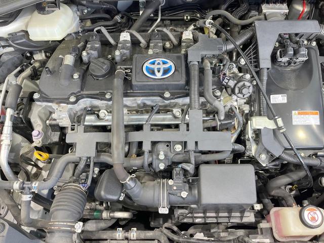 Ｃ－ＨＲ Ｇ　純正９型ナビ　バックカメラ　衝突被害軽減　レーダークルーズ　禁煙車　ハーフレザーシート　ドラレコ　コーナーセンサー　スマートキー　ＬＥＤヘッド　ビルトインＥＴＣ　Ｂｌｕｅｔｏｏｔｈ　オートハイビーム（18枚目）
