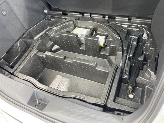 Ｃ－ＨＲ Ｇ　純正９型ナビ　バックカメラ　衝突被害軽減　レーダークルーズ　禁煙車　ハーフレザーシート　ドラレコ　コーナーセンサー　スマートキー　ＬＥＤヘッド　ビルトインＥＴＣ　Ｂｌｕｅｔｏｏｔｈ　オートハイビーム（58枚目）