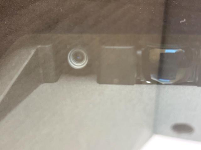 シエンタ ハイブリッドＧ　７インチナビ　バックカメラ　両側電動スライドドア　衝突被害軽減システム　レーンアシスト　横滑り防止装置　ＬＥＤヘッド　ＥＴＣ　スマートキー（5枚目）