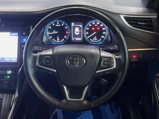 ハリアー プレミアム　禁煙車　モデリスタエアロ　ＢＩＧ－Ｘ１０型ナビ　バックカメラ　セーフティセンス　レーダークルーズ　パワーバックドア　シーケンシャルターンランプ　純正１８インチアルミ　ウッドコンビステアリング　ＥＴＣ（11枚目）