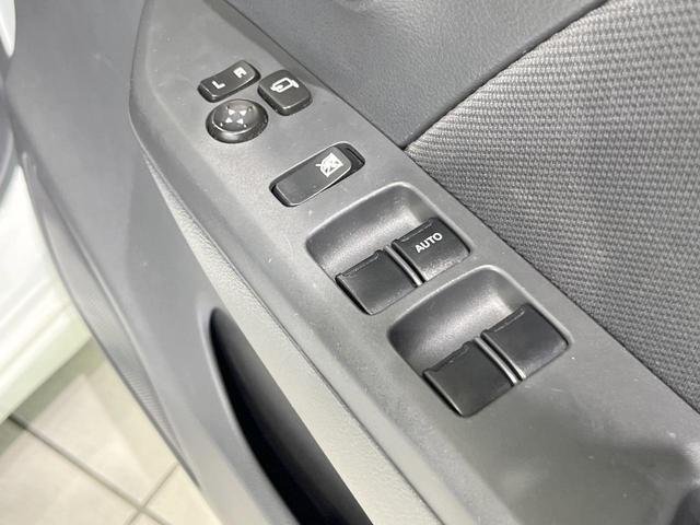 ワゴンＲ ＦＸリミテッド　禁煙車　ドラレコ　スマートキー　ＥＴＣ　オートエアコン　純正１４インチアルミ　ＣＤ（33枚目）
