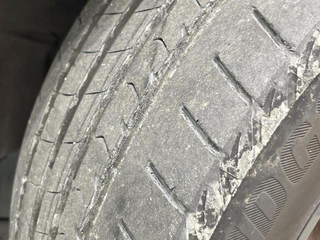 インプレッサスポーツハイブリッド ハイブリッド2.0i-Sアイサイト 4WD SDナビ バックカメラ アイサイト レーダークルーズ 禁煙車 ビルトインETC ハーフレザーシート コーナーセンサー スマートキー HIDヘッド オートライト デュアルエアコン パワーシート(28枚目)