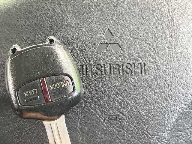 パジェロミニ リミテッドエディションＸＲ　ディスプレイオーディオ　純正１５インチアルミ　Ｂｌｕｅｔｏｏｔｈ　ＣＤ　フルセグ　パワーウィンドウ　電動格納ミラー　パワーステアリング　衝突安全ボディ（7枚目）