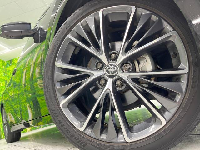 プリウス Ｚ　ガラスルーフ　サイドカメラ　バックカメラ　衝突被害軽減システム　レーダークルーズ　禁煙車　レザー調シート　前席シートエアコン　パワーシート　コーナーセンサー　スマートキー　ＬＥＤヘッド（13枚目）