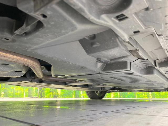 プリウス Ｚ　ガラスルーフ　サイドカメラ　バックカメラ　衝突被害軽減システム　レーダークルーズ　禁煙車　レザー調シート　前席シートエアコン　パワーシート　コーナーセンサー　スマートキー　ＬＥＤヘッド（66枚目）