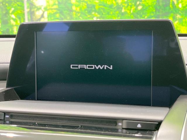 クラウンハイブリッド S スポーツスタイル 純正ナビ バックカメラ 衝突被害軽減システム レーダークルーズ 禁煙車 レザーシート 前席シートエアコン コーナーセンサー スマートキー LEDヘッド ビルトインETC 車線逸脱警報 オートライト(3枚目)