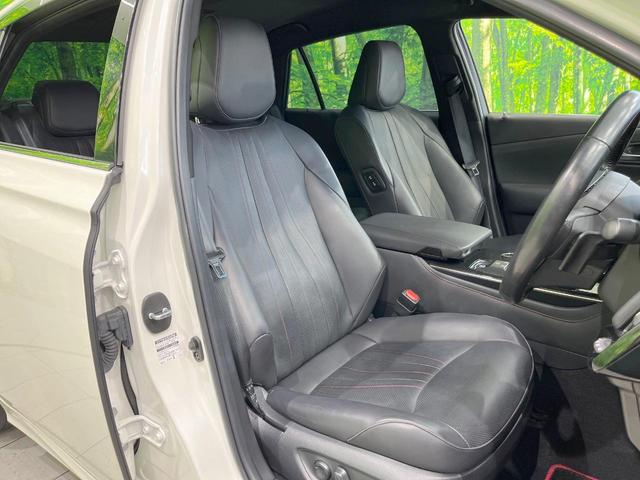 クラウンハイブリッド S スポーツスタイル 純正ナビ バックカメラ 衝突被害軽減システム レーダークルーズ 禁煙車 レザーシート 前席シートエアコン コーナーセンサー スマートキー LEDヘッド ビルトインETC 車線逸脱警報 オートライト(8枚目)