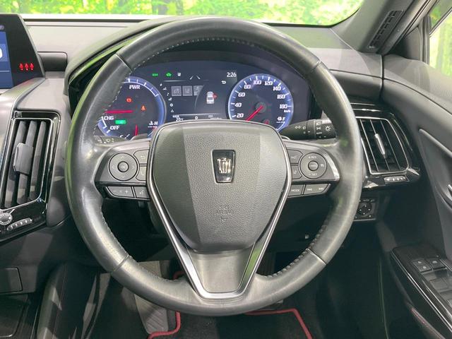 クラウンハイブリッド S スポーツスタイル 純正ナビ バックカメラ 衝突被害軽減システム レーダークルーズ 禁煙車 レザーシート 前席シートエアコン コーナーセンサー スマートキー LEDヘッド ビルトインETC 車線逸脱警報 オートライト(11枚目)