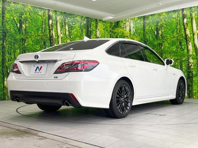 クラウンハイブリッド S スポーツスタイル 純正ナビ バックカメラ 衝突被害軽減システム レーダークルーズ 禁煙車 レザーシート 前席シートエアコン コーナーセンサー スマートキー LEDヘッド ビルトインETC 車線逸脱警報 オートライト(17枚目)