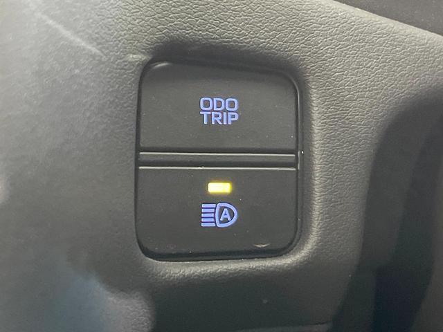 クラウンハイブリッド S スポーツスタイル 純正ナビ バックカメラ 衝突被害軽減システム レーダークルーズ 禁煙車 レザーシート 前席シートエアコン コーナーセンサー スマートキー LEDヘッド ビルトインETC 車線逸脱警報 オートライト(53枚目)