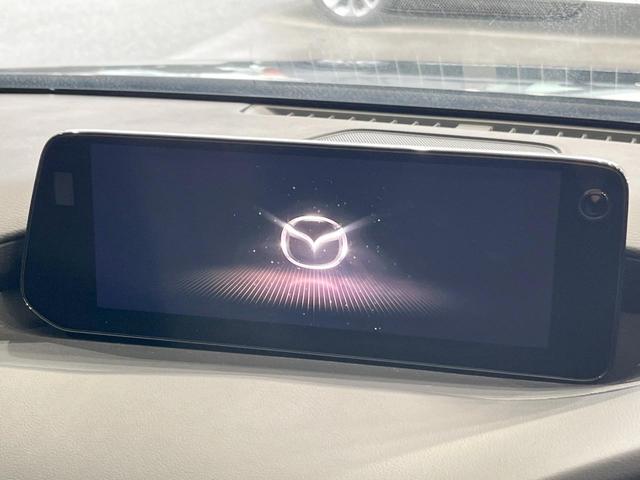 ＭＡＺＤＡ３ファストバック １５Ｓ　ブラックトーンエディション　純正ＳＤナビ　全周囲カメラ　衝突被害軽減システム　レーダークルーズ　禁煙車　ドラレコ　コーナーセンサー　スマートキー　ＬＥＤヘッド　ビルトインＥＴＣ　オートハイビーム　車線逸脱警報　オートライト（3枚目）