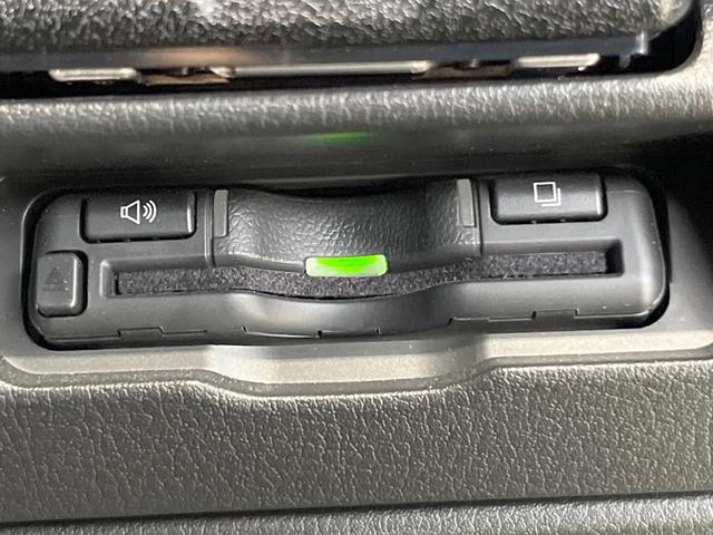 ＭＡＺＤＡ３ファストバック １５Ｓ　ブラックトーンエディション　純正ＳＤナビ　全周囲カメラ　衝突被害軽減システム　レーダークルーズ　禁煙車　ドラレコ　コーナーセンサー　スマートキー　ＬＥＤヘッド　ビルトインＥＴＣ　オートハイビーム　車線逸脱警報　オートライト（44枚目）