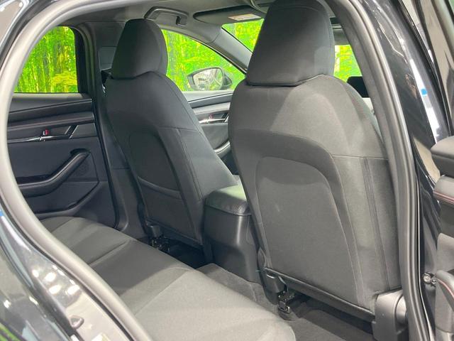 ＭＡＺＤＡ３ファストバック １５Ｓ　ブラックトーンエディション　純正ＳＤナビ　全周囲カメラ　衝突被害軽減システム　レーダークルーズ　禁煙車　ドラレコ　コーナーセンサー　スマートキー　ＬＥＤヘッド　ビルトインＥＴＣ　オートハイビーム　車線逸脱警報　オートライト（57枚目）