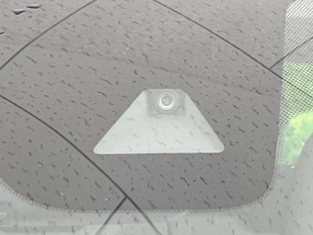 eKワゴン M SDナビ バックカメラ 衝突被害軽減システム 禁煙車 コーナーセンサー ETC オートハイビーム 車線逸脱警報 オートライト オートエアコン Bluetooth CD DVD再生(5枚目)