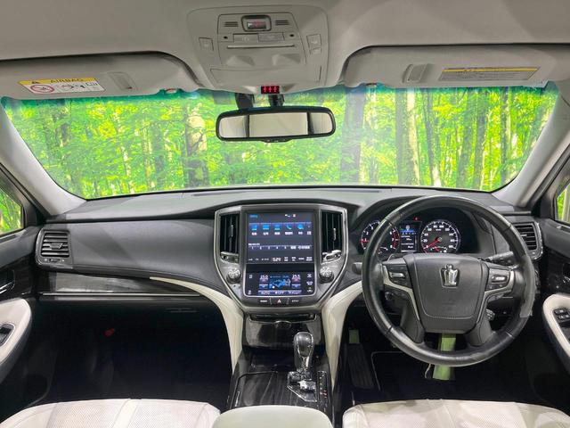 クラウン アスリートＳ－Ｔ　バックカメラ　禁煙車　レザーシート　前席シートエアコン　コーナーセンサー　スマートキー　ＬＥＤヘッド　ビルトインＥＴＣ　クルコン　車線逸脱警報　オートライト　オートエアコン　純正１８インチアルミ（2枚目）