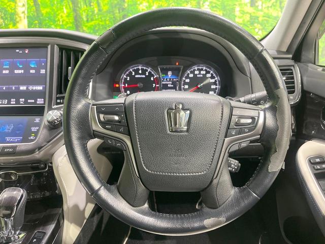 クラウン アスリートＳ－Ｔ　バックカメラ　禁煙車　レザーシート　前席シートエアコン　コーナーセンサー　スマートキー　ＬＥＤヘッド　ビルトインＥＴＣ　クルコン　車線逸脱警報　オートライト　オートエアコン　純正１８インチアルミ（7枚目）