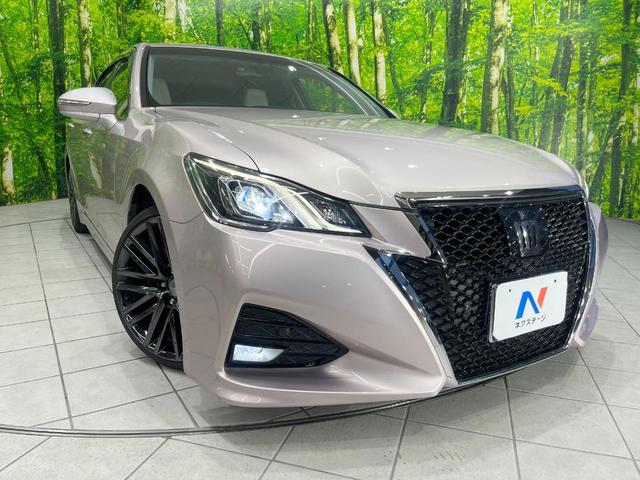 クラウン アスリートＳ－Ｔ　バックカメラ　禁煙車　レザーシート　前席シートエアコン　コーナーセンサー　スマートキー　ＬＥＤヘッド　ビルトインＥＴＣ　クルコン　車線逸脱警報　オートライト　オートエアコン　純正１８インチアルミ（11枚目）