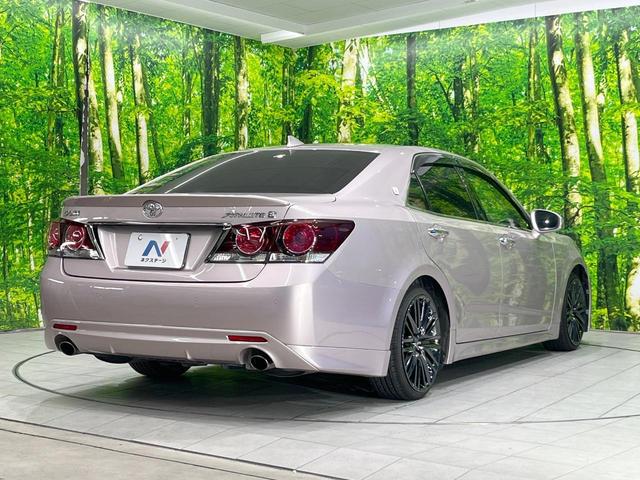 クラウン アスリートＳ－Ｔ　バックカメラ　禁煙車　レザーシート　前席シートエアコン　コーナーセンサー　スマートキー　ＬＥＤヘッド　ビルトインＥＴＣ　クルコン　車線逸脱警報　オートライト　オートエアコン　純正１８インチアルミ（16枚目）