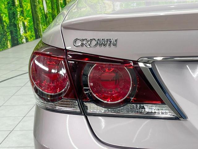 クラウン アスリートＳ－Ｔ　バックカメラ　禁煙車　レザーシート　前席シートエアコン　コーナーセンサー　スマートキー　ＬＥＤヘッド　ビルトインＥＴＣ　クルコン　車線逸脱警報　オートライト　オートエアコン　純正１８インチアルミ（30枚目）