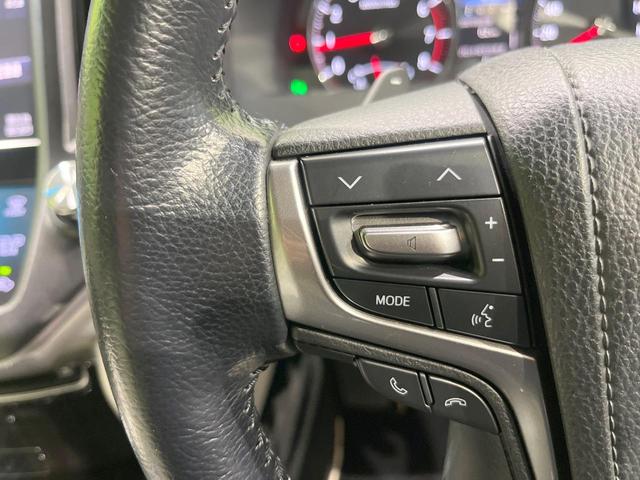 クラウン アスリートＳ－Ｔ　バックカメラ　禁煙車　レザーシート　前席シートエアコン　コーナーセンサー　スマートキー　ＬＥＤヘッド　ビルトインＥＴＣ　クルコン　車線逸脱警報　オートライト　オートエアコン　純正１８インチアルミ（35枚目）