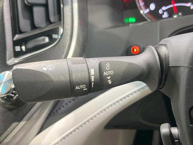 クラウン アスリートＳ－Ｔ　バックカメラ　禁煙車　レザーシート　前席シートエアコン　コーナーセンサー　スマートキー　ＬＥＤヘッド　ビルトインＥＴＣ　クルコン　車線逸脱警報　オートライト　オートエアコン　純正１８インチアルミ（37枚目）