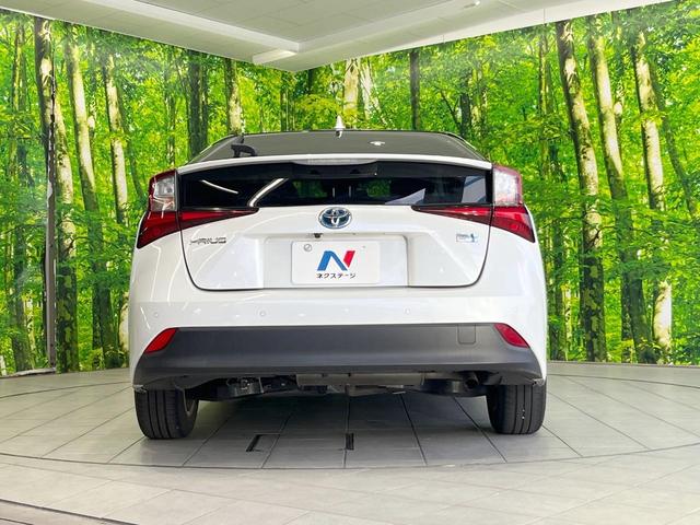 プリウス ＳセーフティプラスＩＩ　バックカメラ　衝突被害軽減システム　禁煙車　コーナーセンサー　スマートキー　ＬＥＤヘッド　ビルトインＥＴＣ　クルコン　オートハイビーム　車線逸脱警報　オートライト　オートエアコン（15枚目）