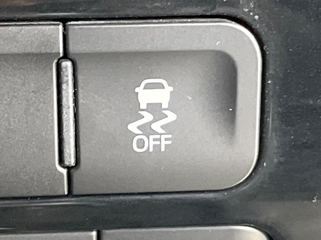 プリウス ＳセーフティプラスＩＩ　バックカメラ　衝突被害軽減システム　禁煙車　コーナーセンサー　スマートキー　ＬＥＤヘッド　ビルトインＥＴＣ　クルコン　オートハイビーム　車線逸脱警報　オートライト　オートエアコン（39枚目）