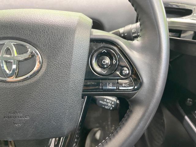 プリウス ＳセーフティプラスＩＩ　バックカメラ　衝突被害軽減システム　禁煙車　コーナーセンサー　スマートキー　ＬＥＤヘッド　ビルトインＥＴＣ　クルコン　オートハイビーム　車線逸脱警報　オートライト　オートエアコン（43枚目）