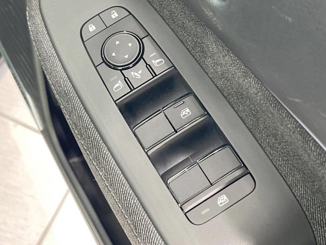 オーラ G レザーエディション 全周囲カメラ 衝突被害軽減システム レーダークルーズ 禁煙車 レザーシート ドラレコ コーナーセンサー スマートキー LEDヘッド ETC2.0 車線逸脱警報 オートライト オートエアコン(59枚目)