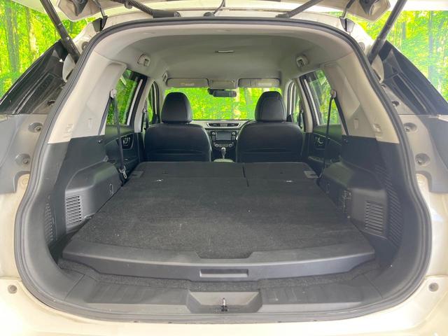 エクストレイル 20X ハイブリッド エマージェンシーブレーキP 純正SDナビ 全周囲カメラ 衝突被害軽減システム 禁煙車 電動リアゲート コーナーセンサー スマートキー LEDヘッド ビルトインETC クルコン オートライト デュアルエアコン(11枚目)