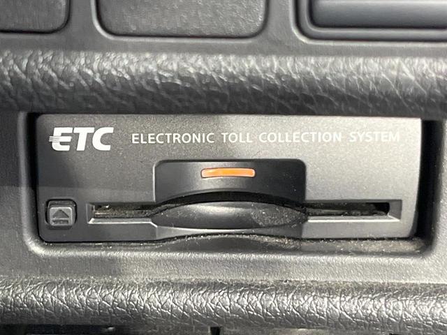 エクストレイル 20X ハイブリッド エマージェンシーブレーキP 純正SDナビ 全周囲カメラ 衝突被害軽減システム 禁煙車 電動リアゲート コーナーセンサー スマートキー LEDヘッド ビルトインETC クルコン オートライト デュアルエアコン(42枚目)