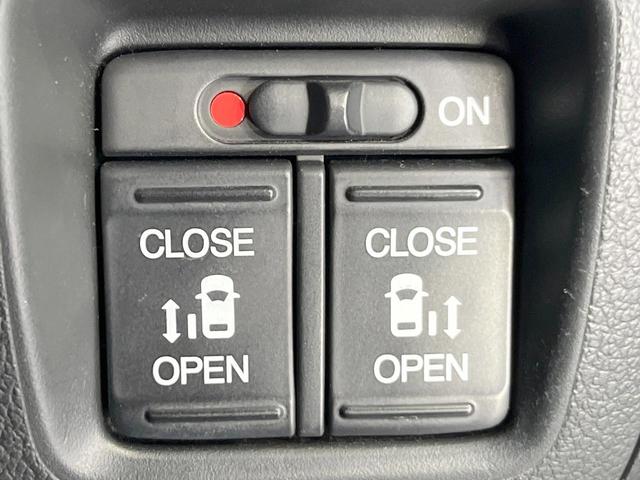 N-BOX G SSパッケージ 両側電動ドア バックカメラ 禁煙車 スマートキー HIDヘッド ビルトインETC オートライト オートエアコン Bluetooth CD 地デジ(3枚目)