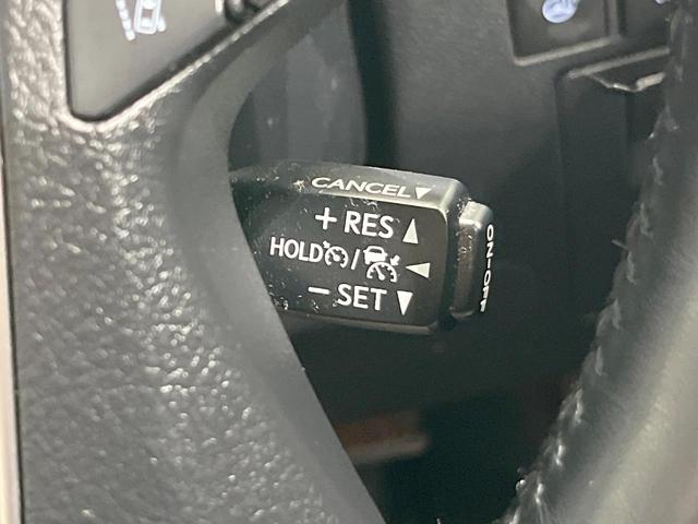 アルファード ２．５Ｓ　Ｃパッケージ　サンルーフ　衝突被害軽減システム　両側電動ドア　後席モニター　バックカメラ　レーダークルーズ　電動リアゲート　合皮シート　前席シートエアコン　前後席パワーシート　スマートキー　ＬＥＤヘッド（50枚目）