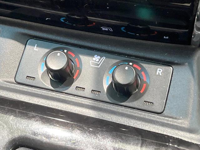 アルファード ２．５Ｓ　Ｃパッケージ　サンルーフ　衝突被害軽減システム　両側電動ドア　後席モニター　バックカメラ　レーダークルーズ　電動リアゲート　合皮シート　前席シートエアコン　前後席パワーシート　スマートキー　ＬＥＤヘッド（54枚目）