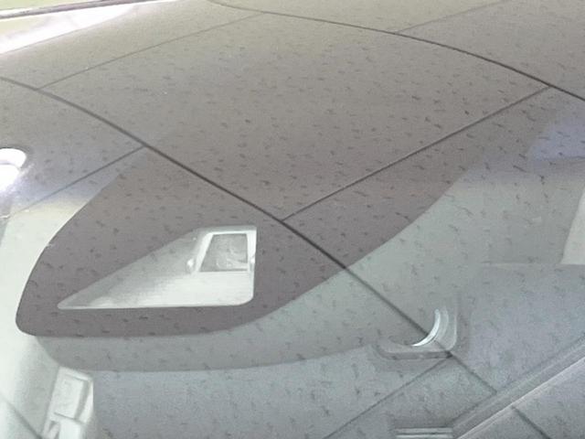 オデッセイハイブリッド ハイブリッドアブソルート・ホンダセンシンアドバンスP 両側電動ドア 全周囲カメラ 衝突被害軽減システム レーダークルーズ 禁煙車 ハーフレザーシート パワーシート スマートキー LEDヘッド ビルトインETC 車線逸脱警報 オートライト オートエアコン(4枚目)